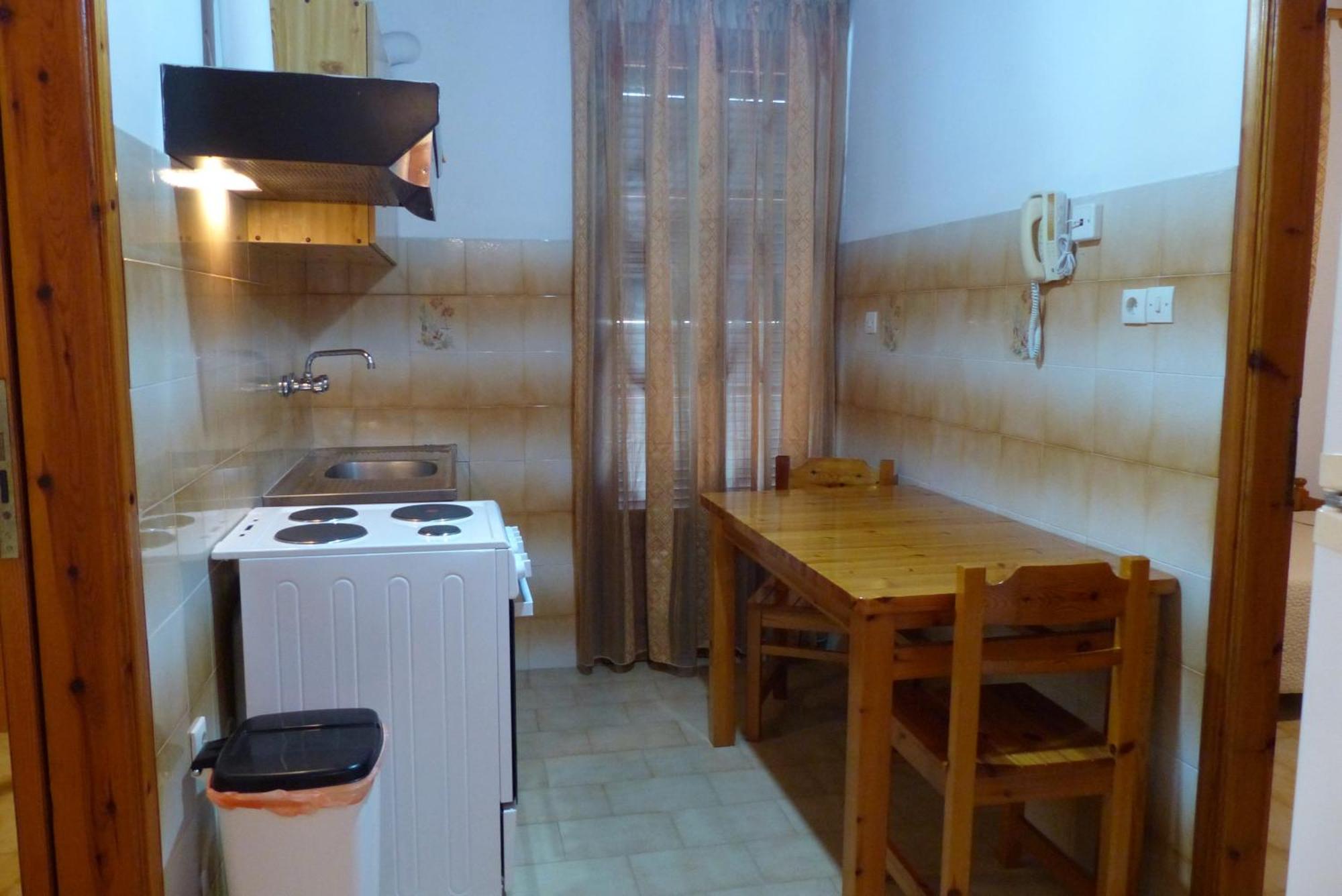 Circe Pansion Apartment Lixouri Ngoại thất bức ảnh