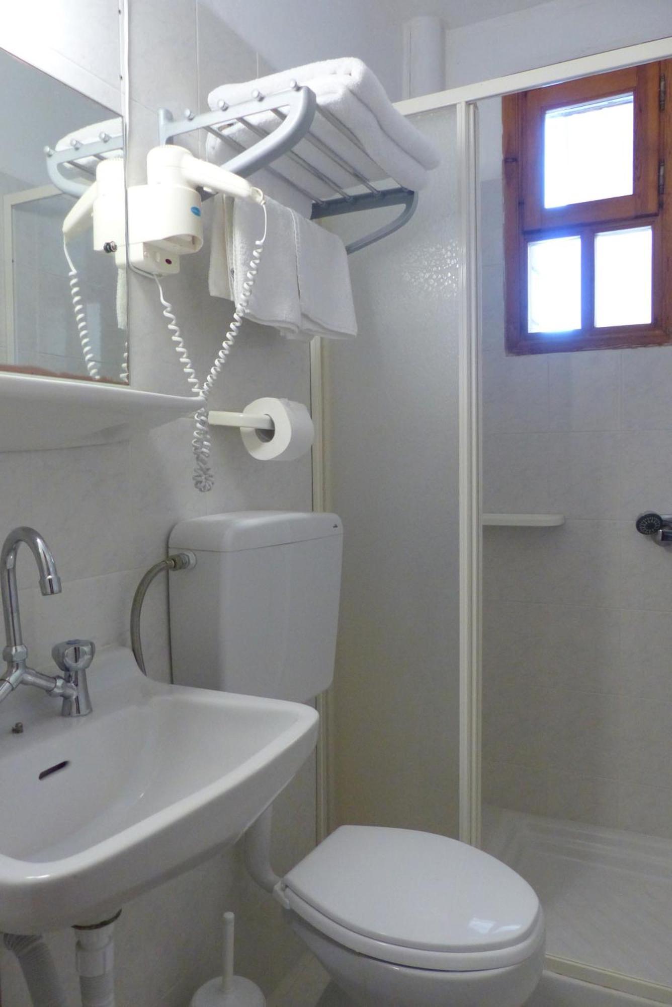 Circe Pansion Apartment Lixouri Ngoại thất bức ảnh