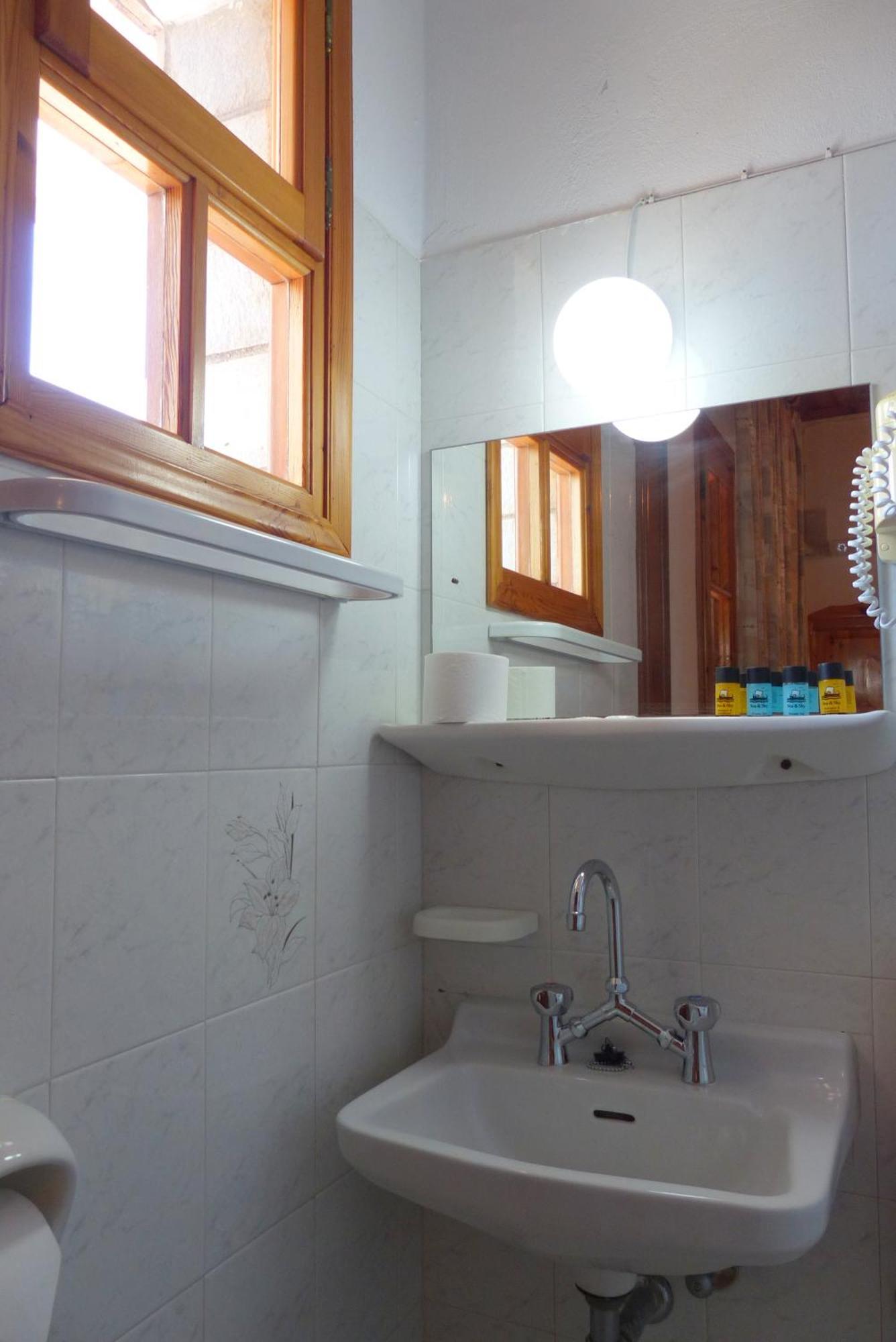 Circe Pansion Apartment Lixouri Ngoại thất bức ảnh